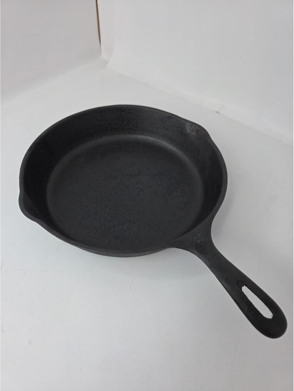 Vintage Wagner Ware #8 10" Cast Iron Skillet Fully Restored